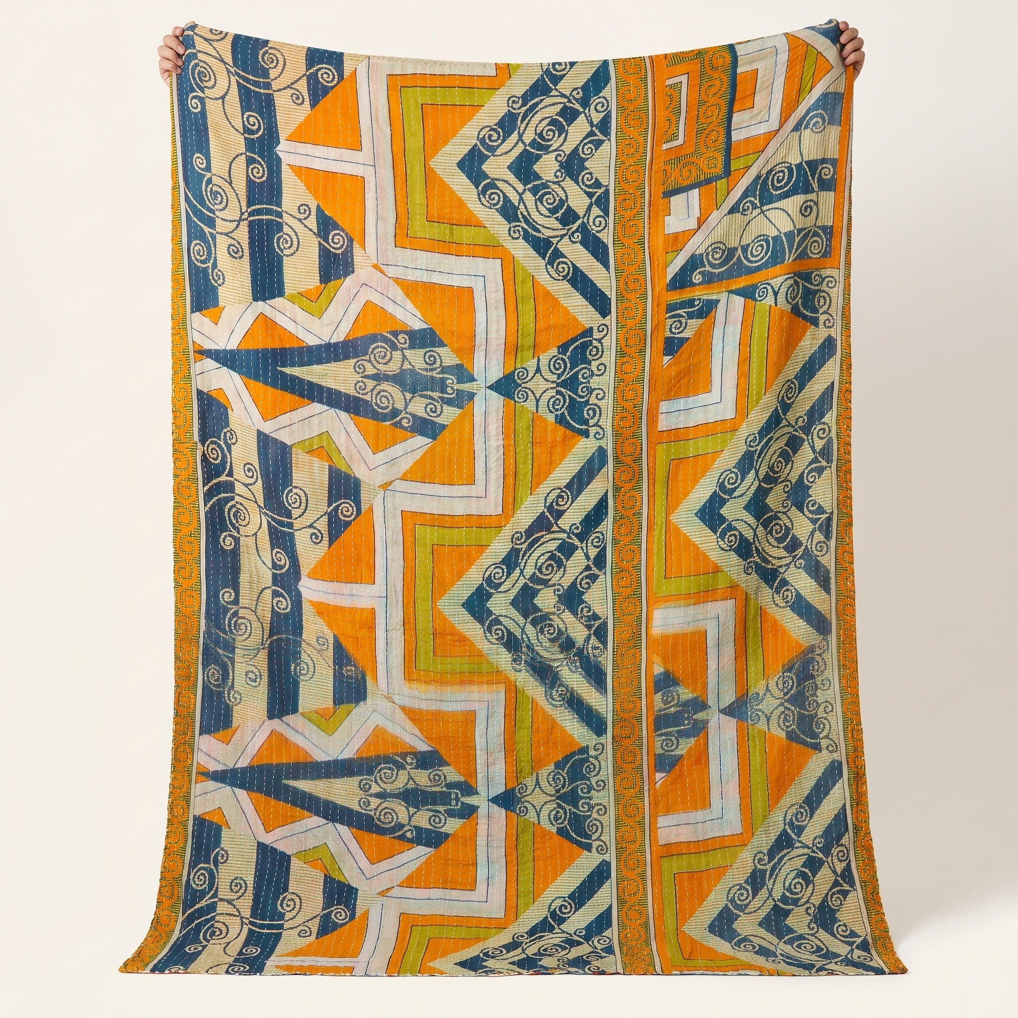 Jeté de lit Kantha en coton vintage Dream Bloom
