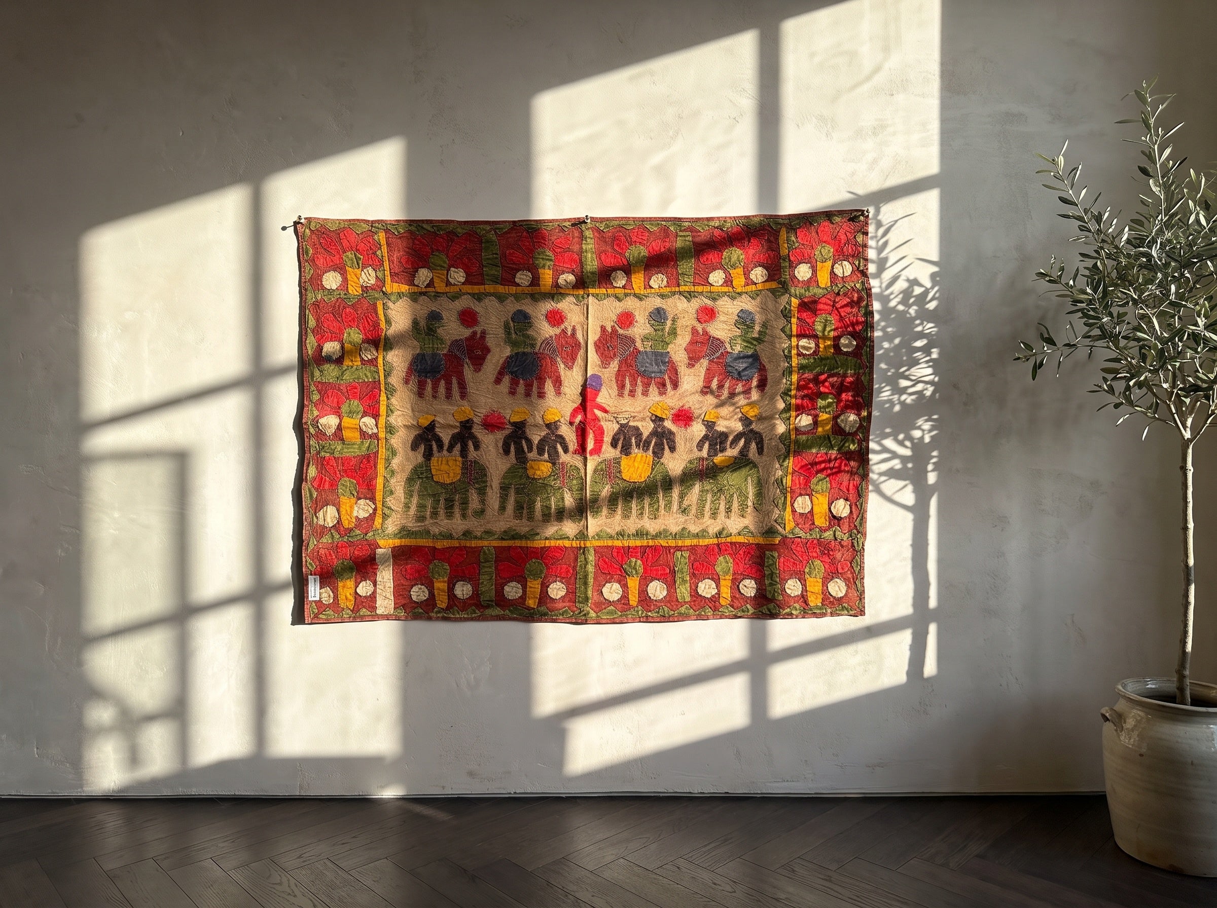 Twinflower Appliqué Pure Cotton Wall Hanging