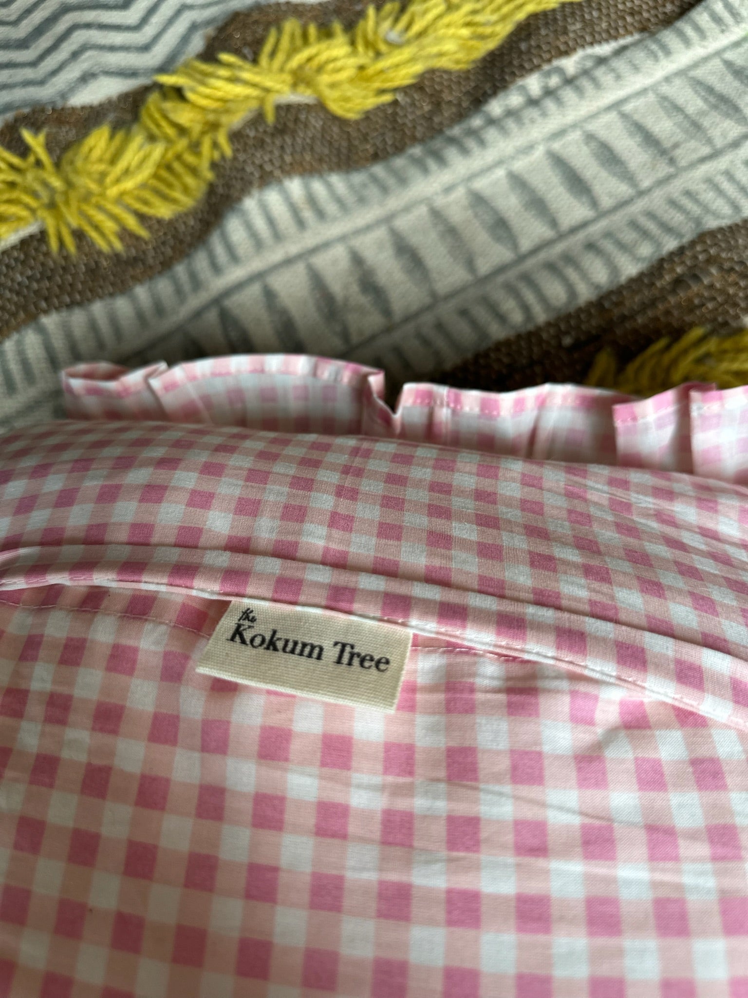 Pink checks Cushion Cover