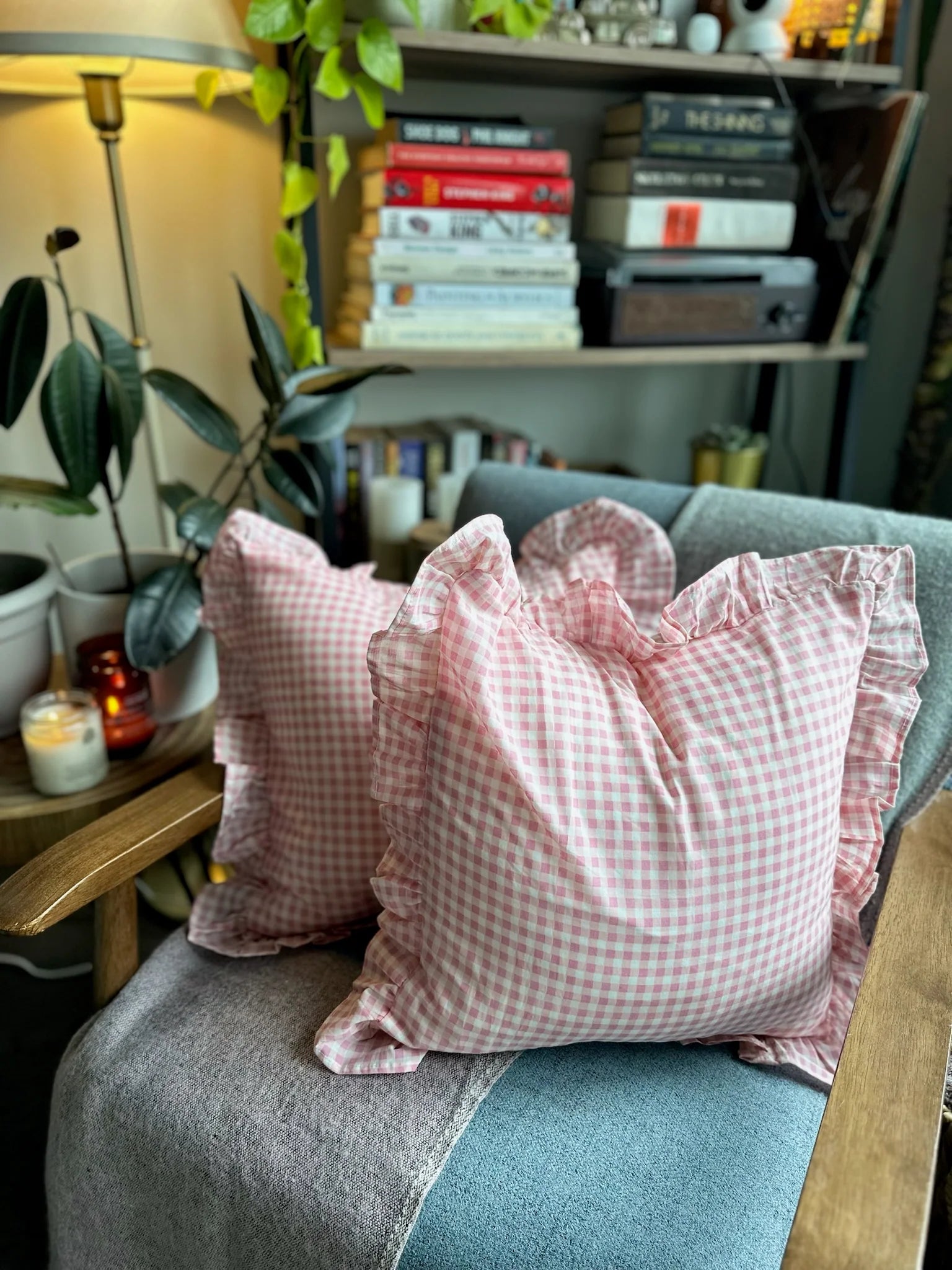 Pink checks Cushion Cover