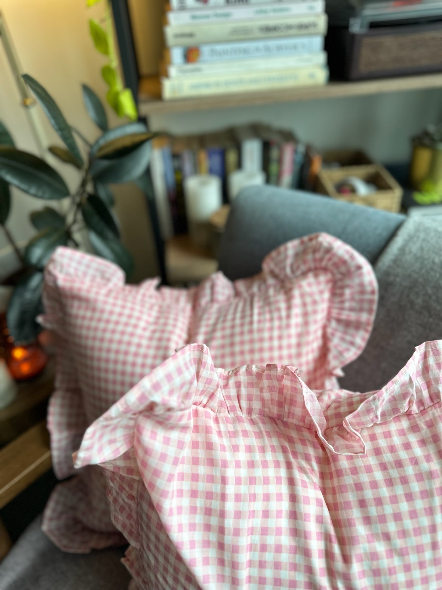 Pink checks Cushion Cover
