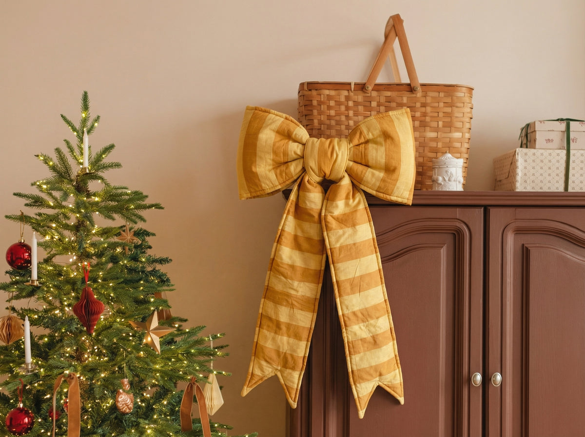 Grand nœud de Noël doré et épicé pour sapin, édition héritage
