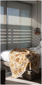 Plaid Suzani en coton brodé main Whispering Dawn