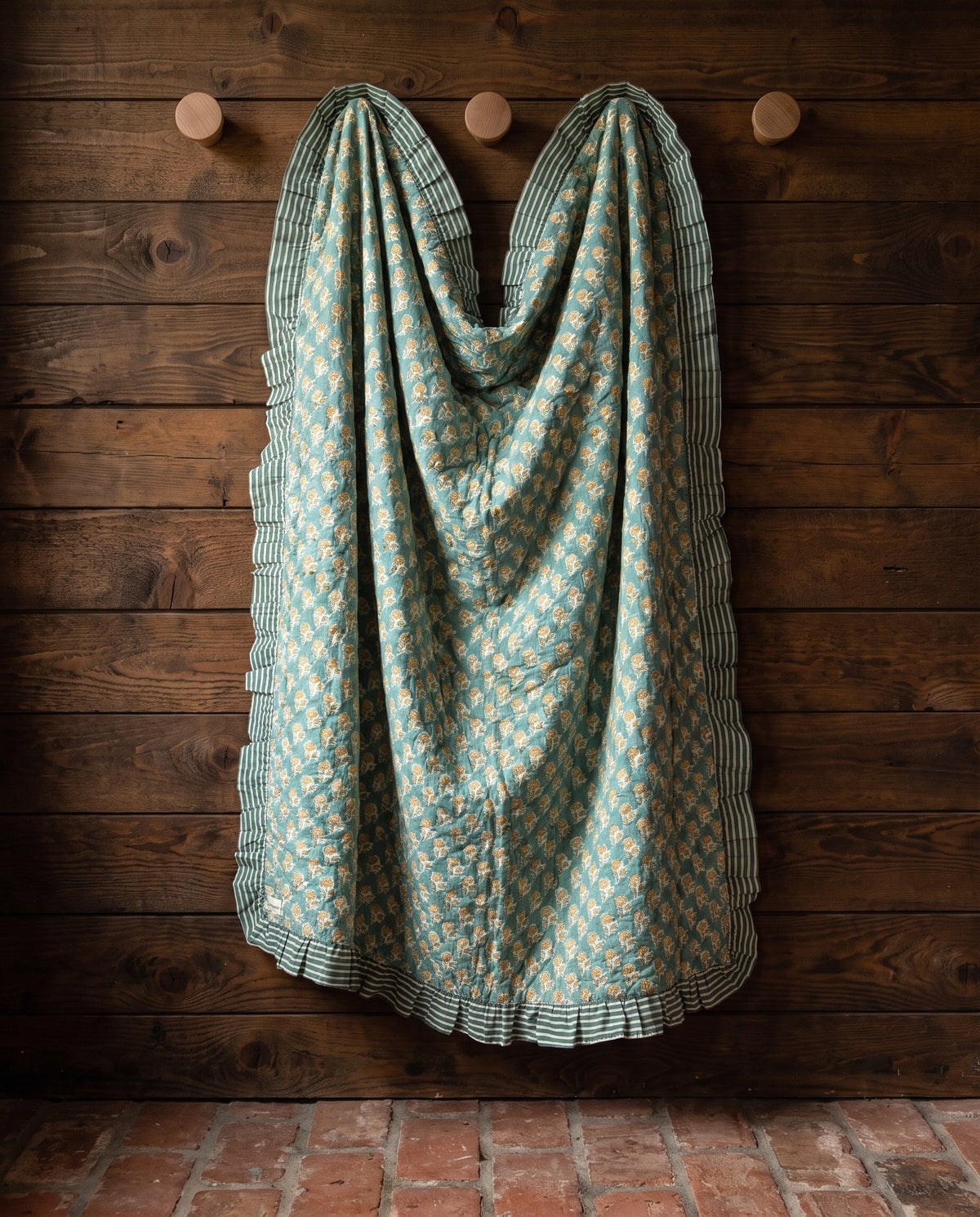 Elephant Meadow reversible cotton baby blanket, side two, rustic pegs