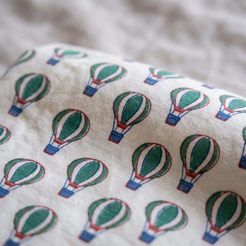 Balloon Adventures reversible cotton baby blanket, side two, macro
