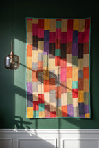 Tapisserie murale en pur coton brodée au kantha et patchwork Dawn Keepsake