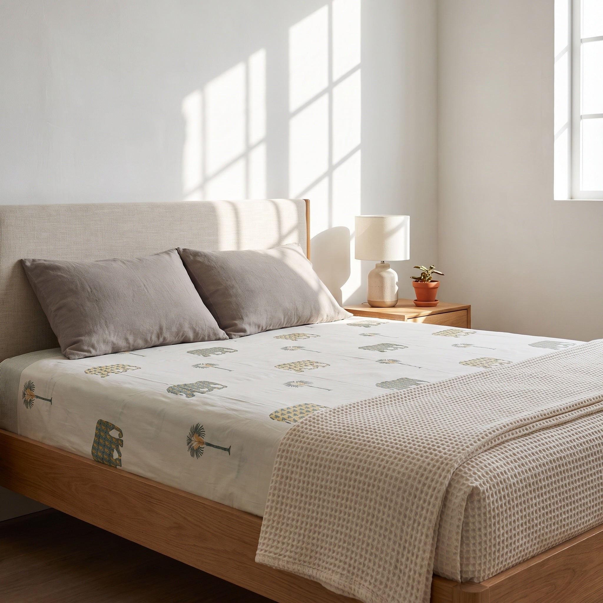 Dawn Indigo Hand Block Printed King Bedsheet Set