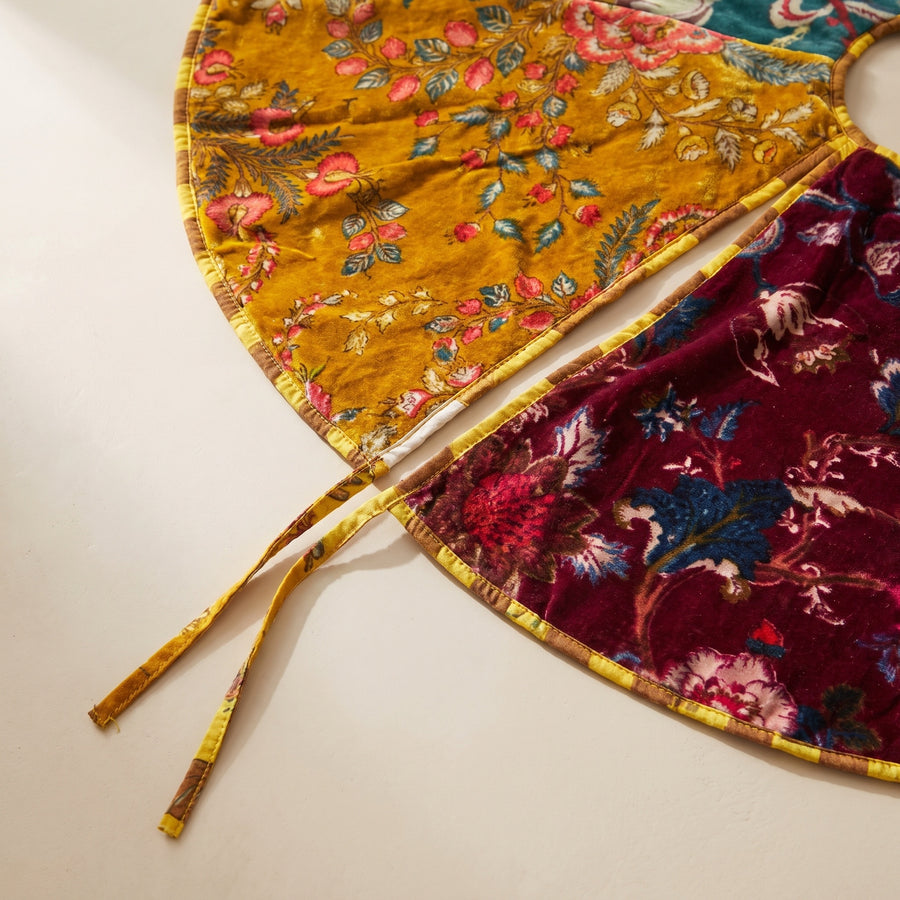 Noel Reverie Reversible Velvet Patchwork Christmas Tree Skirt