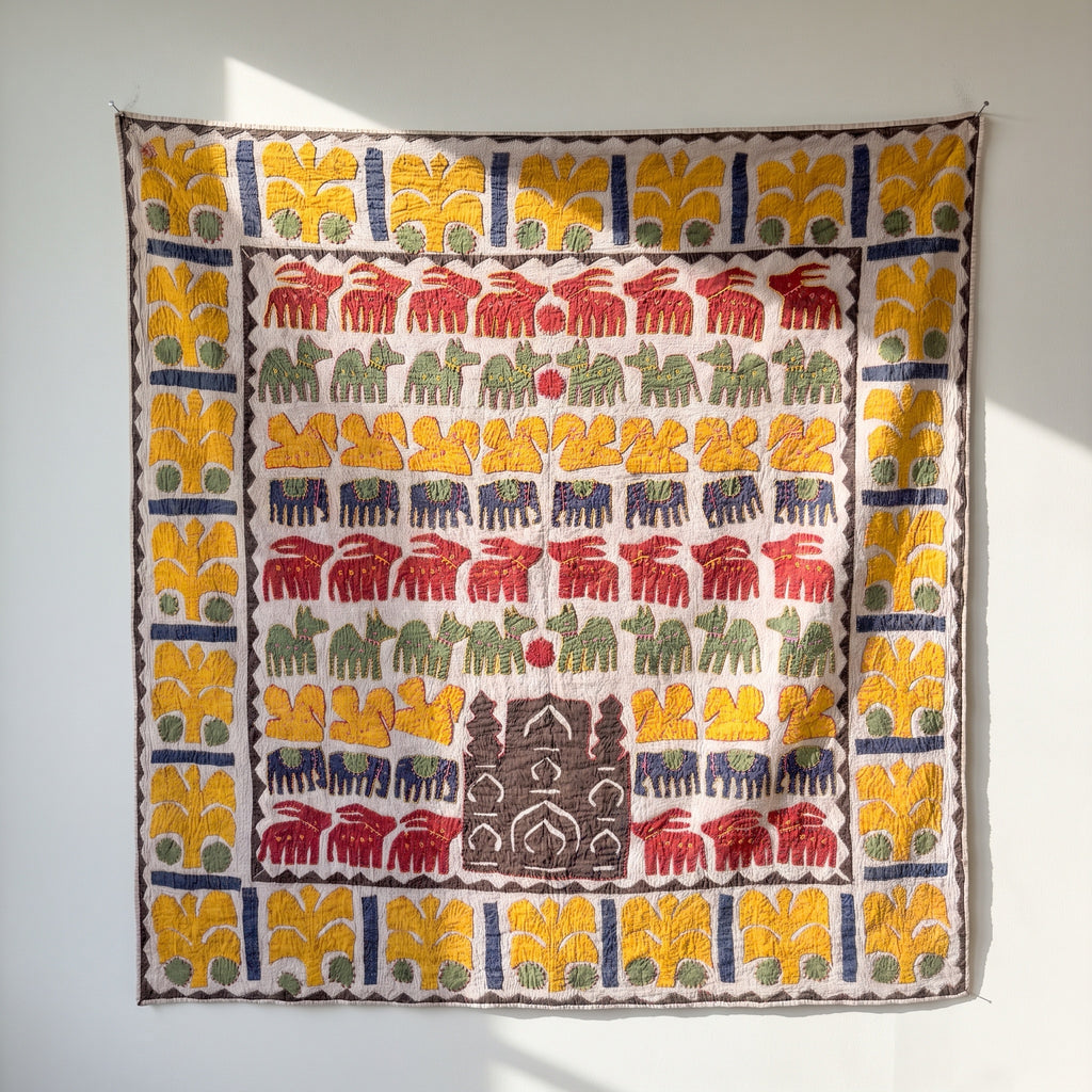 Dreamy Haze Appliqué Pure Cotton Wall Hanging