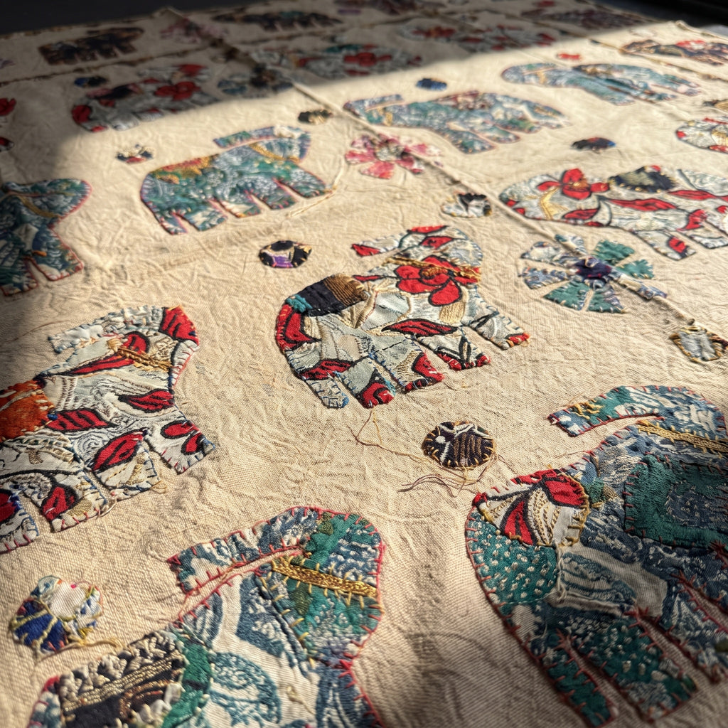 Camas Appliqué Pure Cotton Wall Hanging