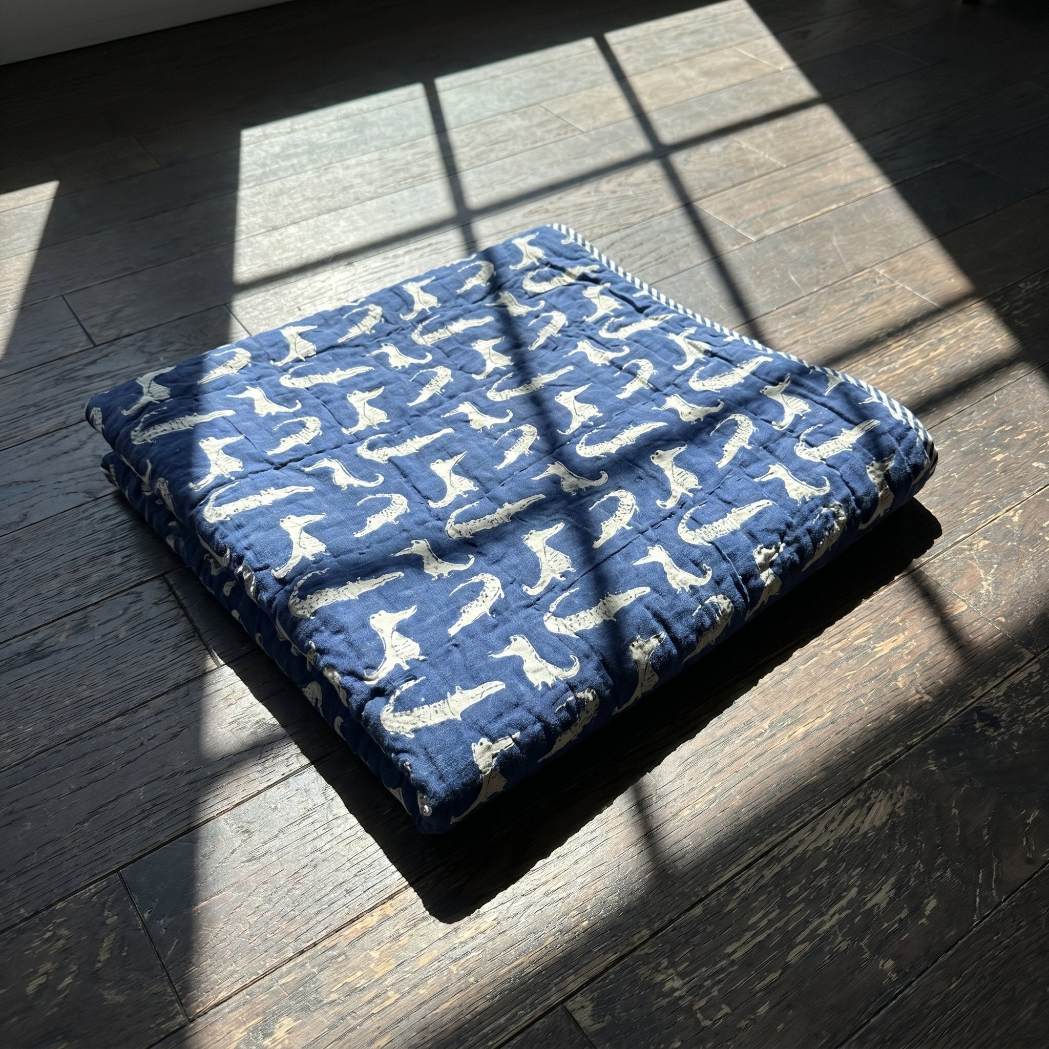 Bubbles and Giggles (Big) - 100% cotton, Reversible Hand Made Artisnal Baby Quilt