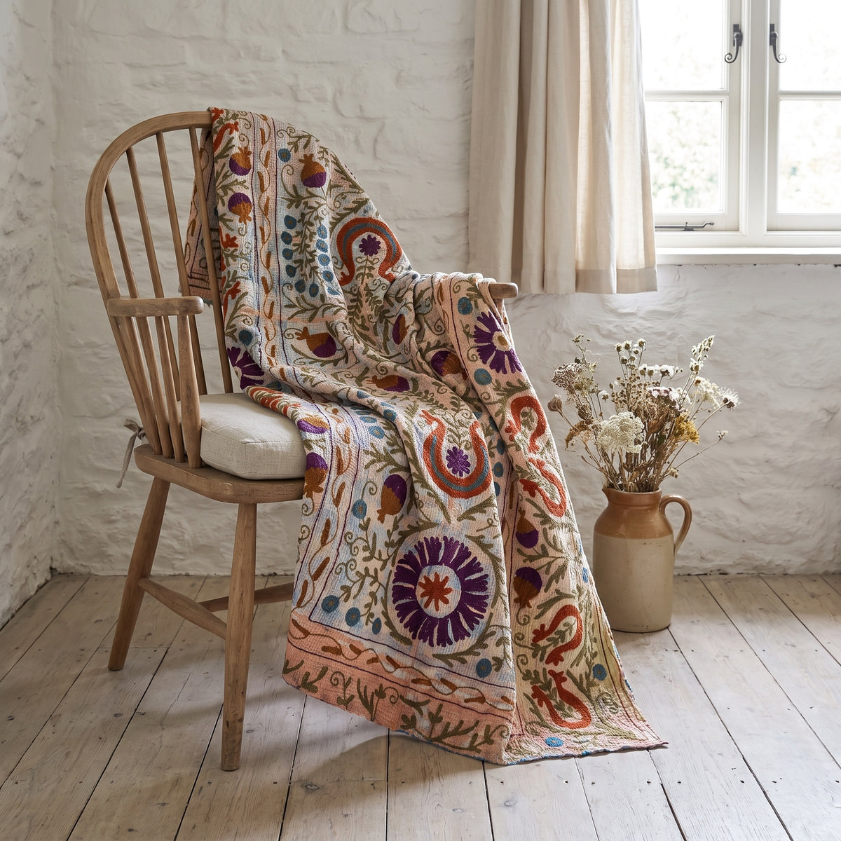 Jeté de lit réversible de luxe vintage Bloom Passage, style Suzani Kantha