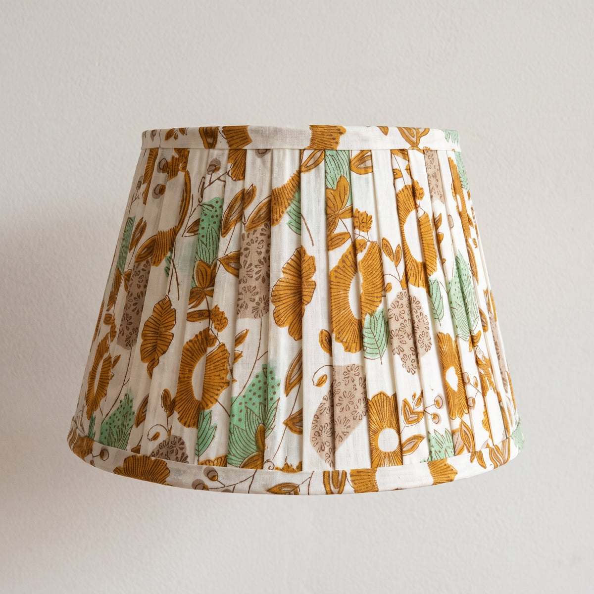 Riverbend Luxury Handmade Pleated Cotton UNO Lampshade