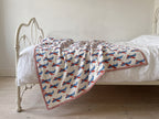 Merveilles volantes - Couverture artisanale pour bébé 100 % coton faite à la main