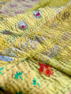 Couvre-lit Kantha KING en patchwork de pavots jaunes