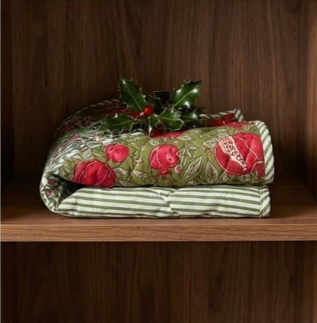 Green Garden Tapestry Christmas Tree Skirt