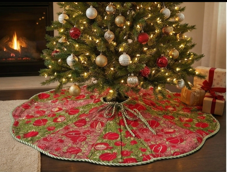 Garden Tapestry Christmas Tree Skirt