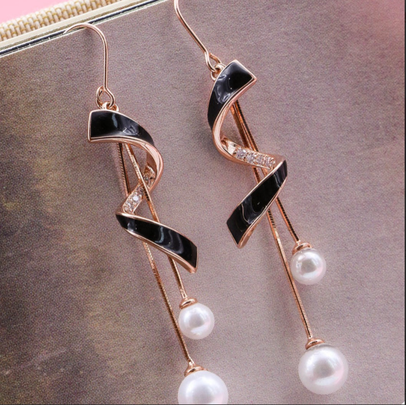 The Monochrome Cozy Gift Box | 11:11 and The Kokum Tree