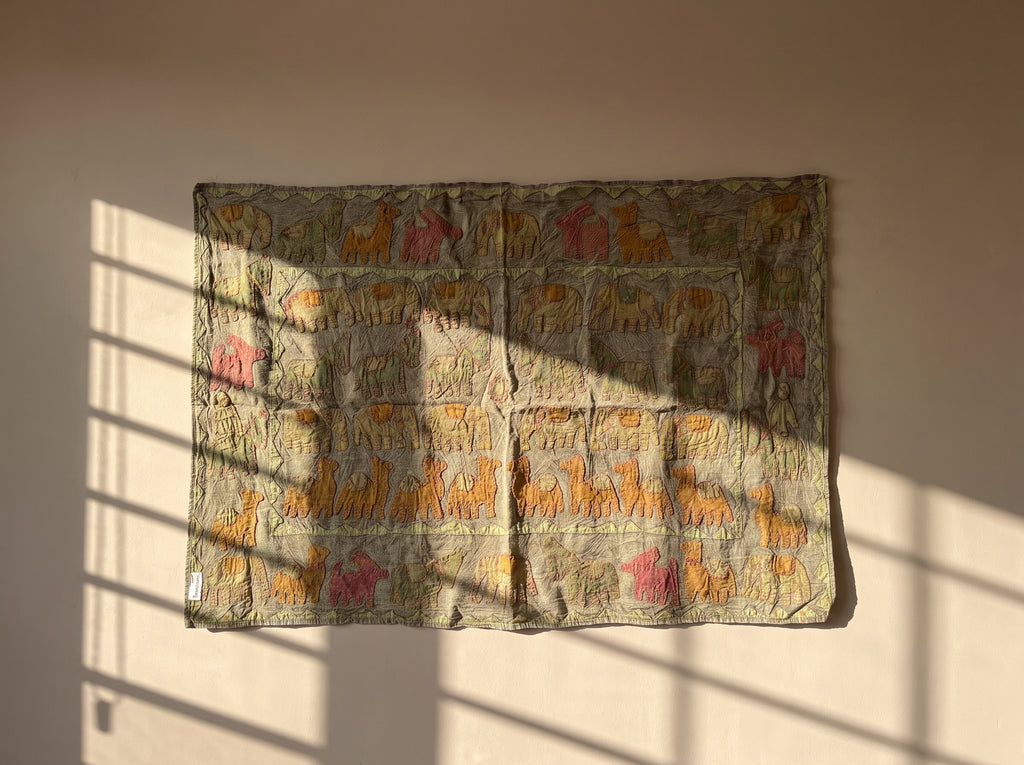 Bearberry Appliqué Pure Cotton Wall Hanging