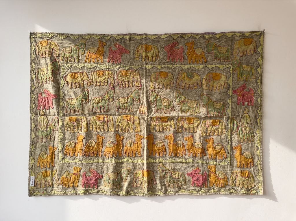 Bearberry Appliqué Pure Cotton Wall Hanging