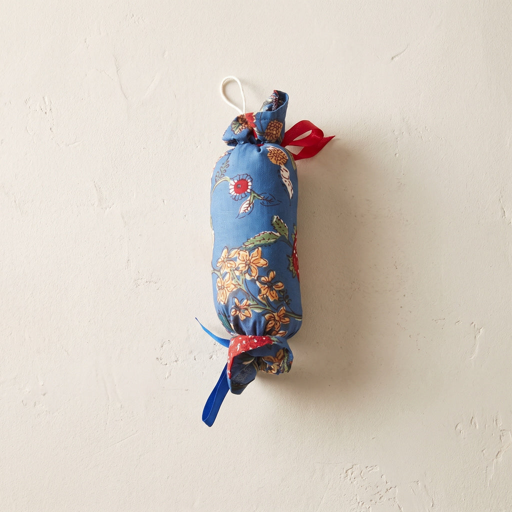 Mirth Bloom handcrafted cotton Christmas ornament – studio photograph