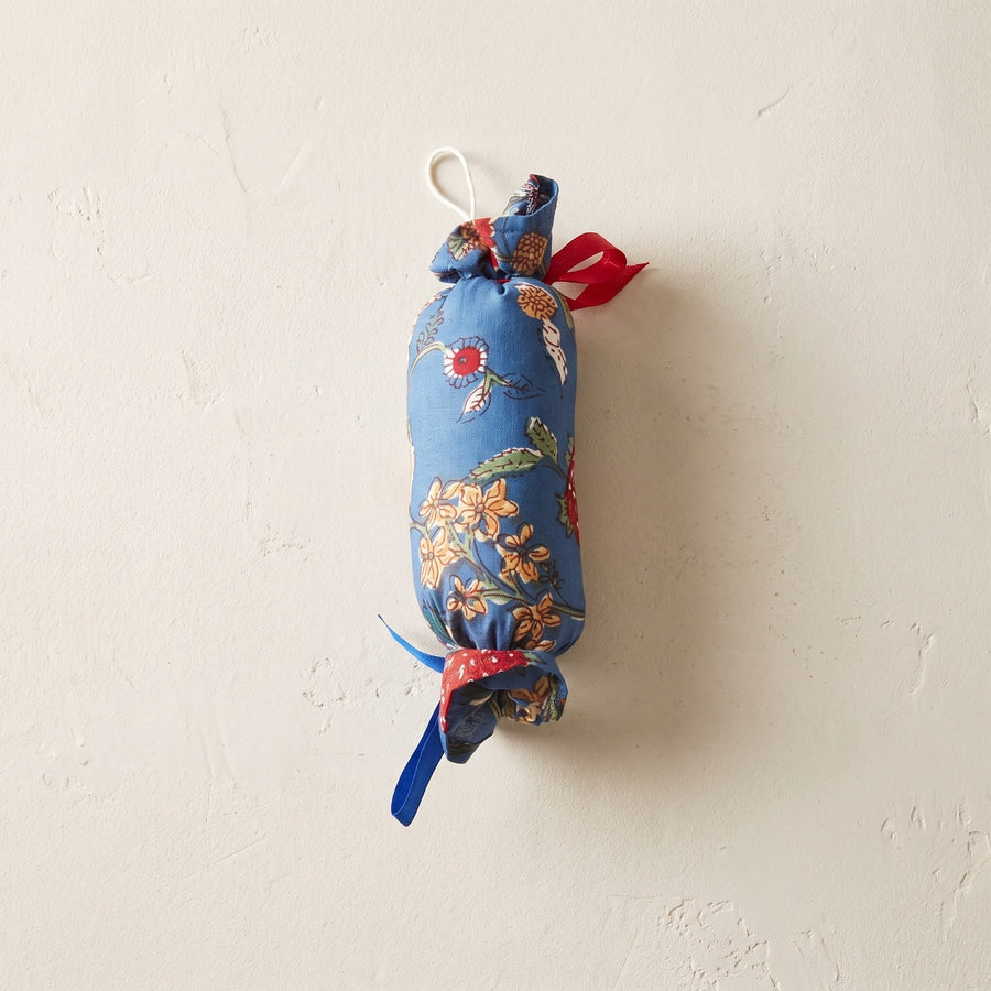 Mirth Bloom handcrafted cotton Christmas ornament – studio photograph